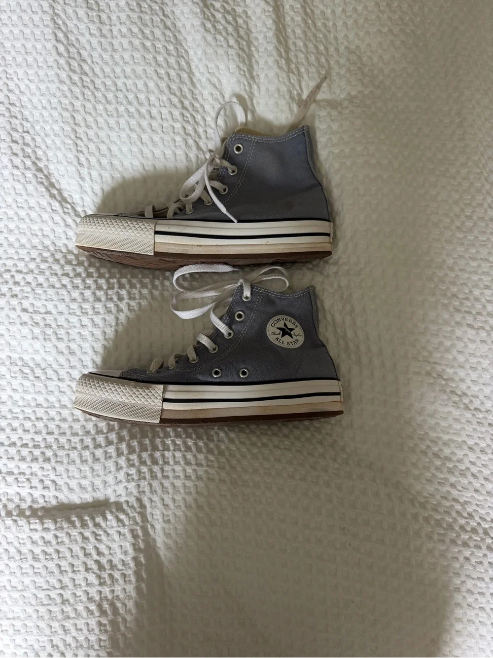 Converse Kids' Chuck Taylor High Top Sneakers - denim color. Size 4!